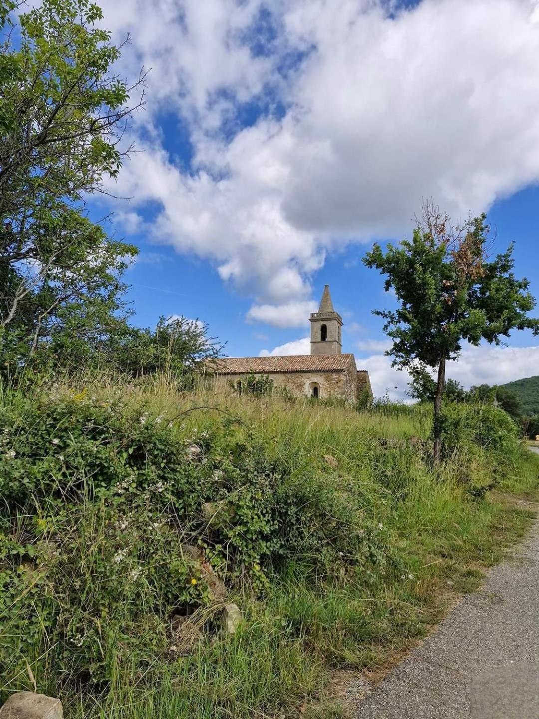 La Maison De Marie-Jeanne - Le Rocher D'Ongles Exterior photo